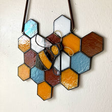 Load image into Gallery viewer, Honeybee