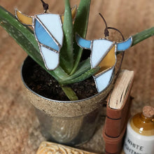 Load image into Gallery viewer, Cow Skull Suncatchers