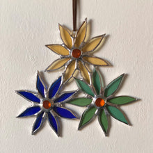 Load image into Gallery viewer, Flower Suncatcher (Single, Duo, Trio)