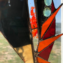 Load image into Gallery viewer, The Seaglass Skull